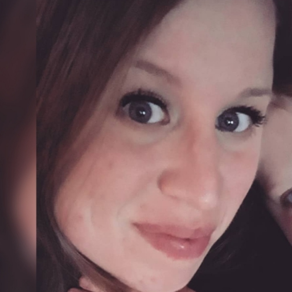 Meet your Posher, Whitney